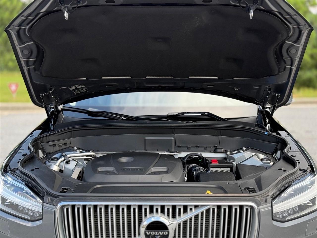 Volvo XC90  2019