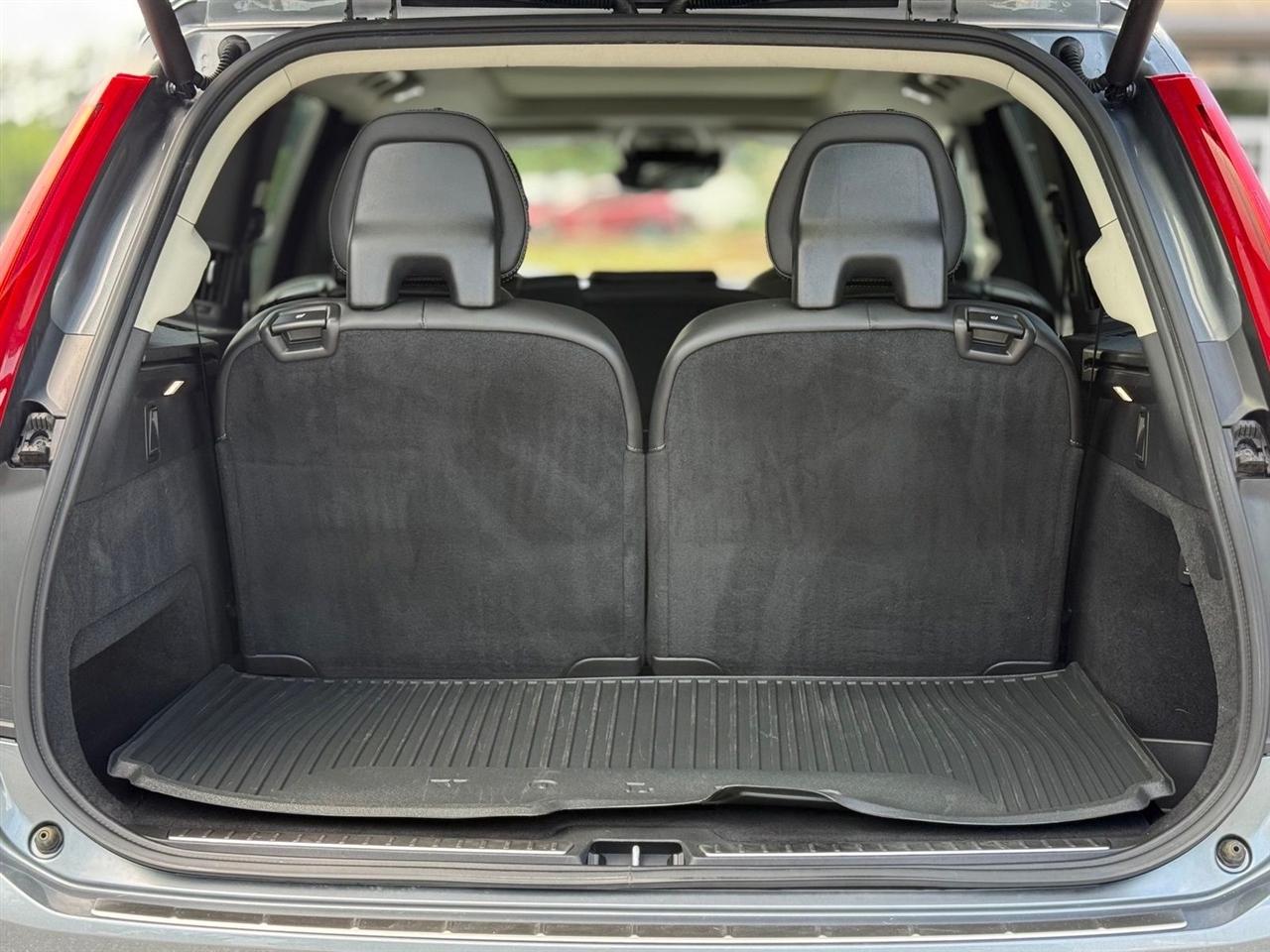 Volvo XC90  2019