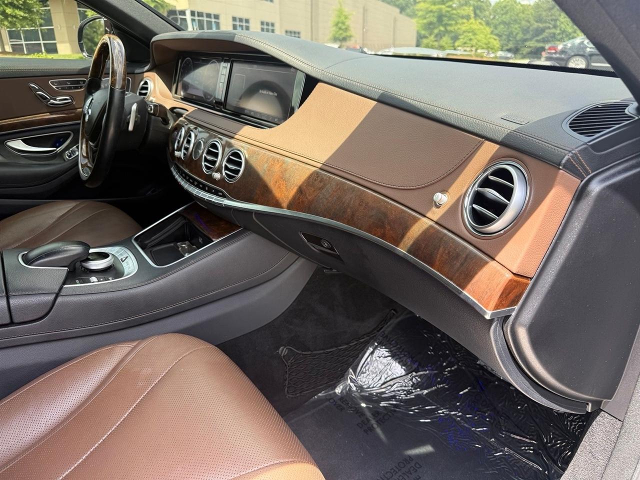 Mercedes-Benz S-Class  2014