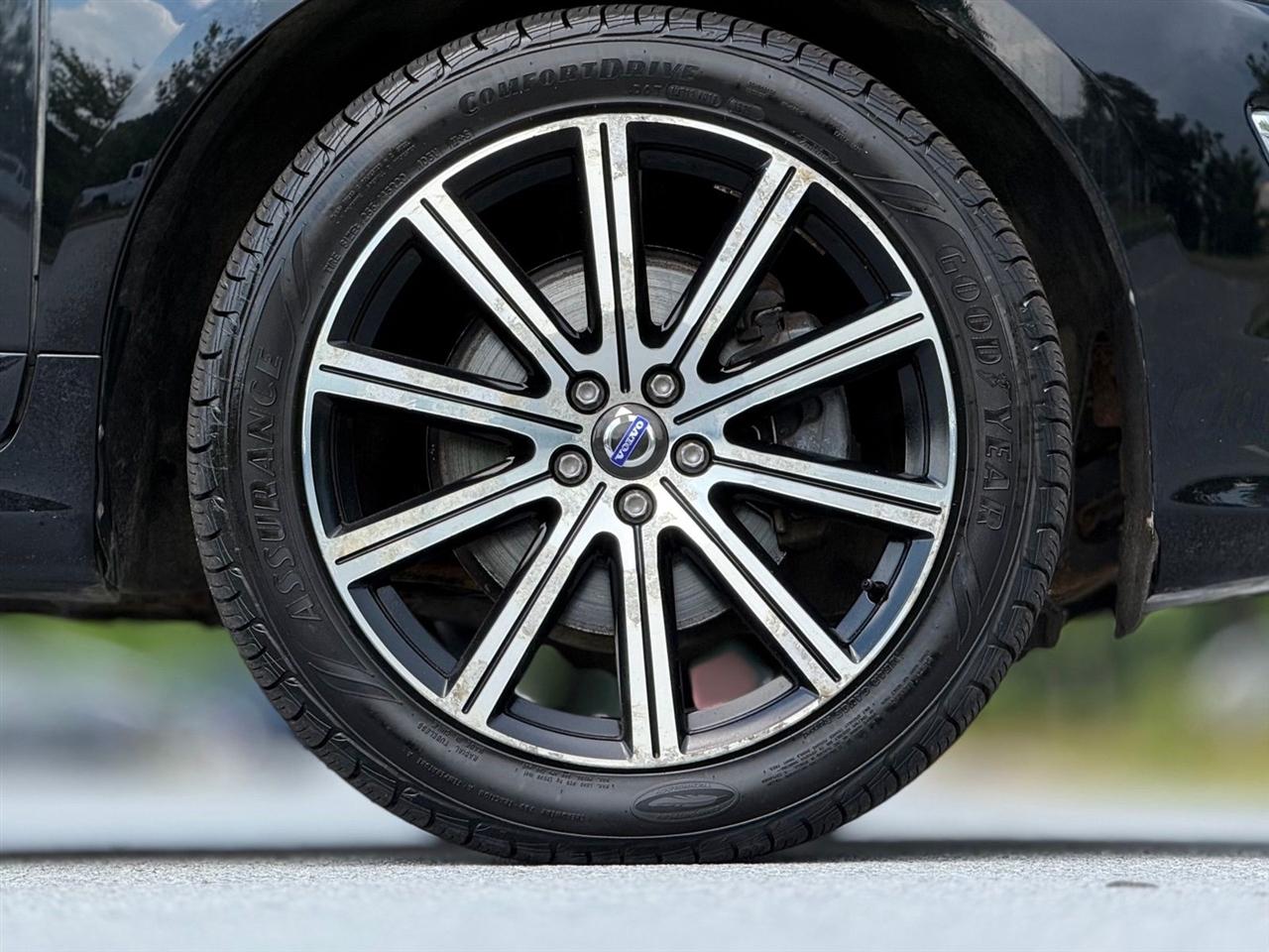 Volvo XC60  2017