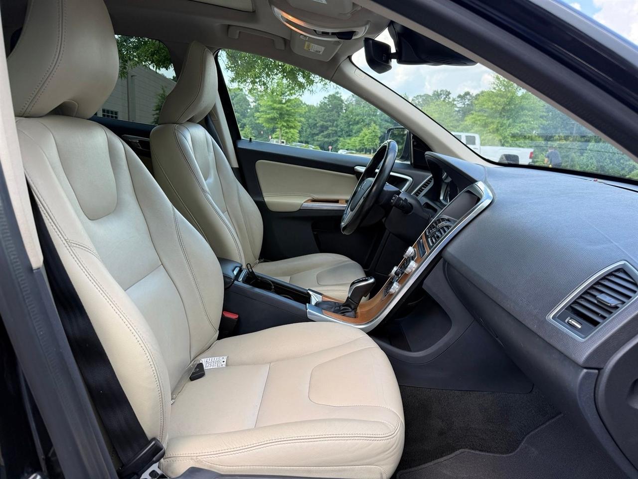 Volvo XC60  2017