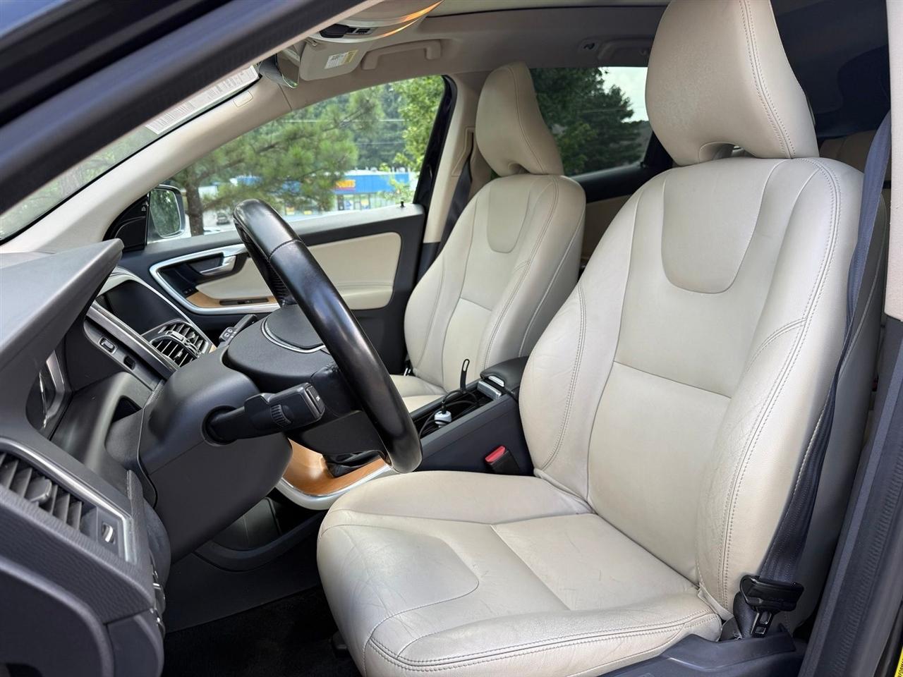 Volvo XC60  2017