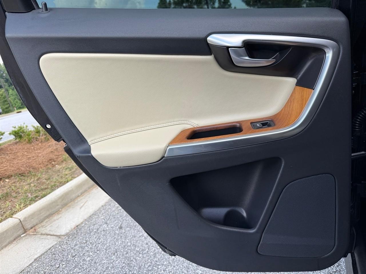 Volvo XC60  2017
