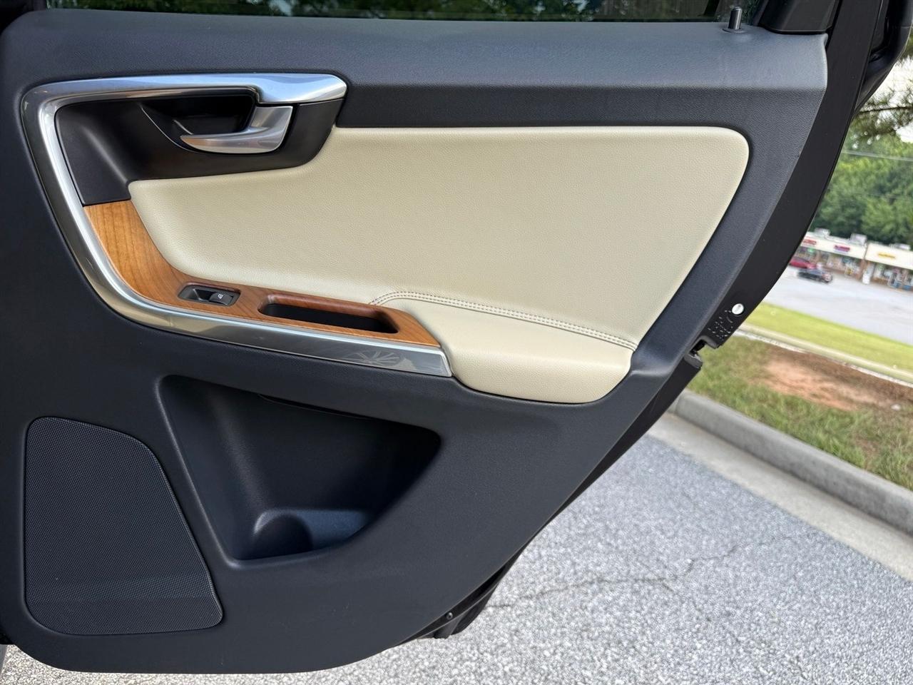 Volvo XC60  2017