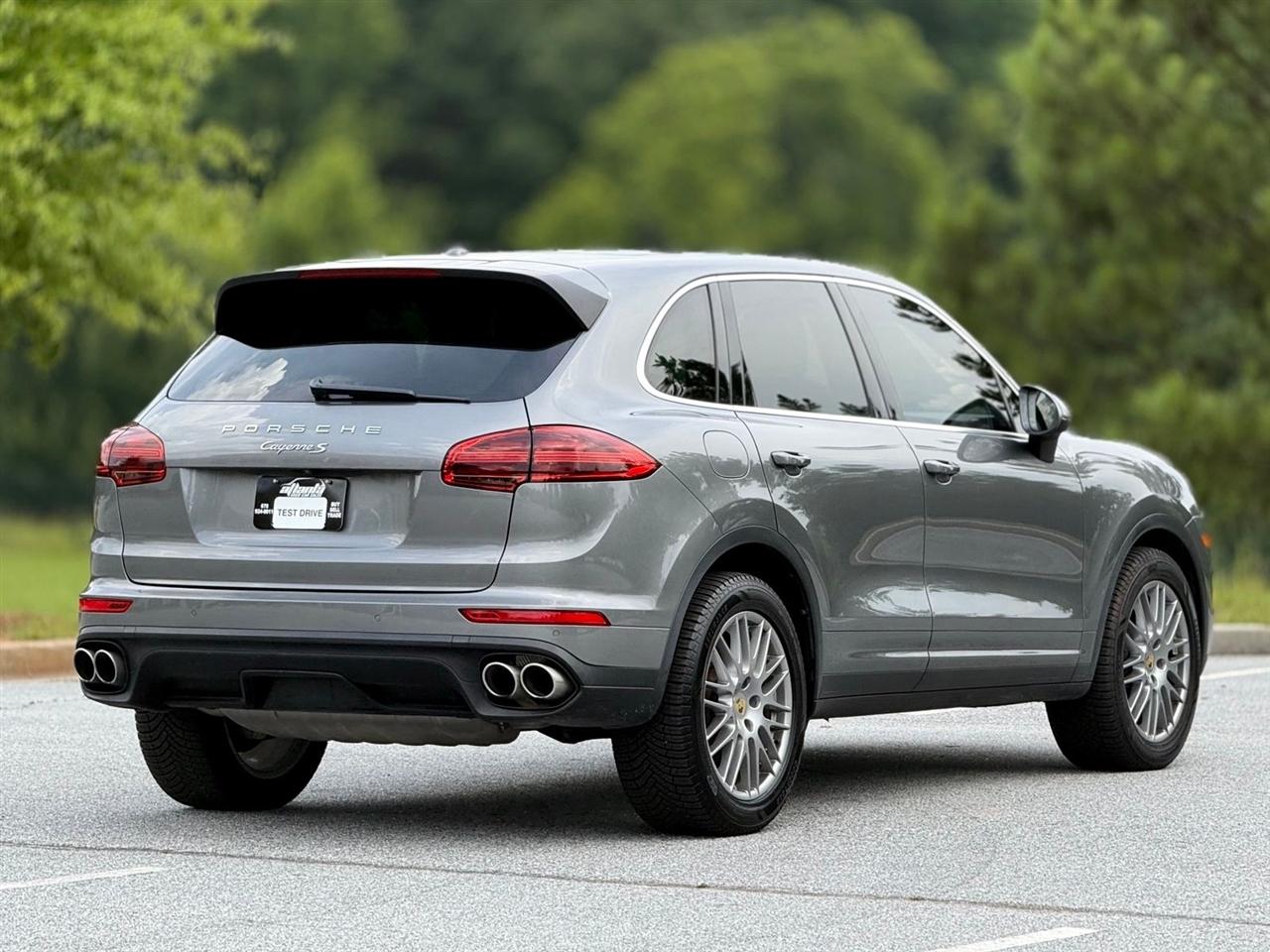 Porsche Cayenne  2017