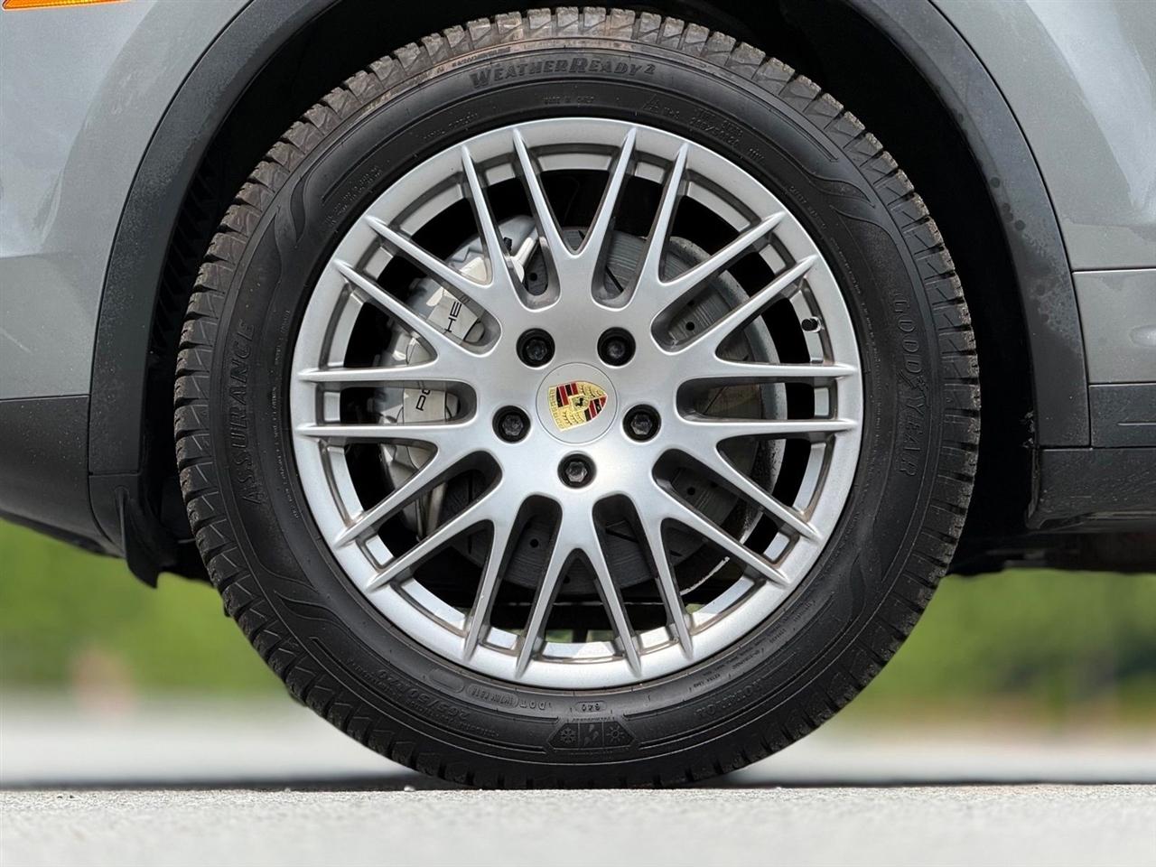 Porsche Cayenne  2017