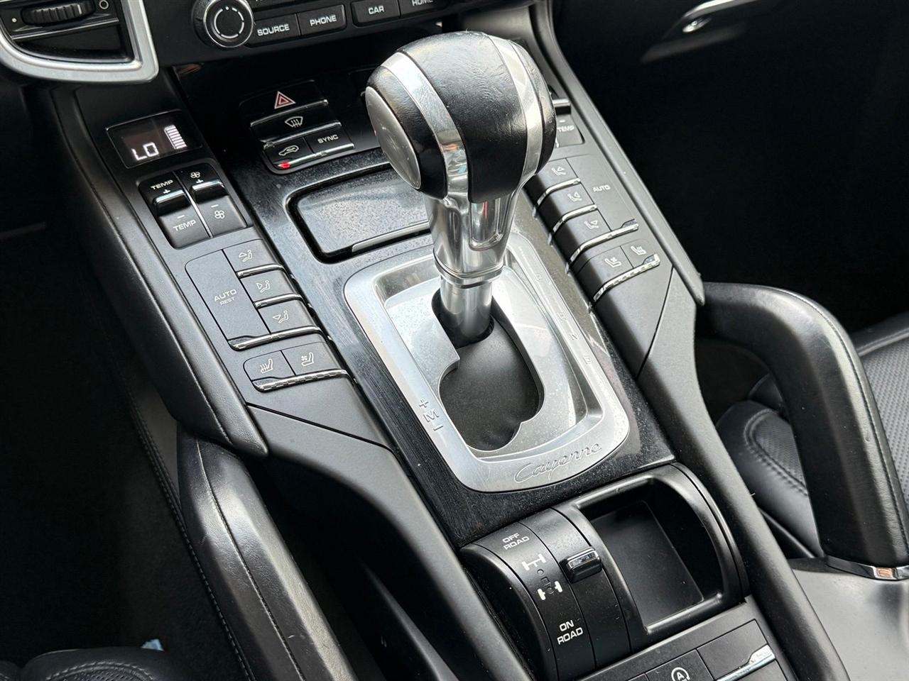 Porsche Cayenne  2017
