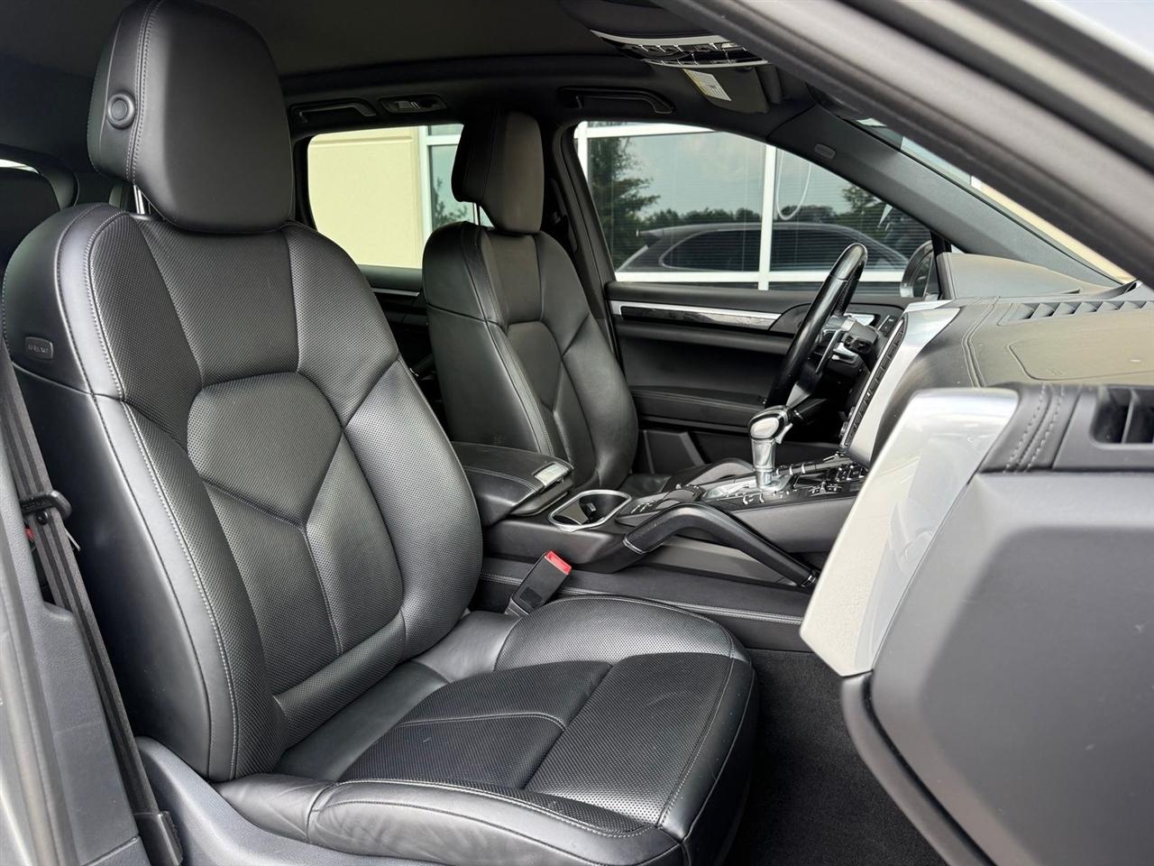 Porsche Cayenne  2017