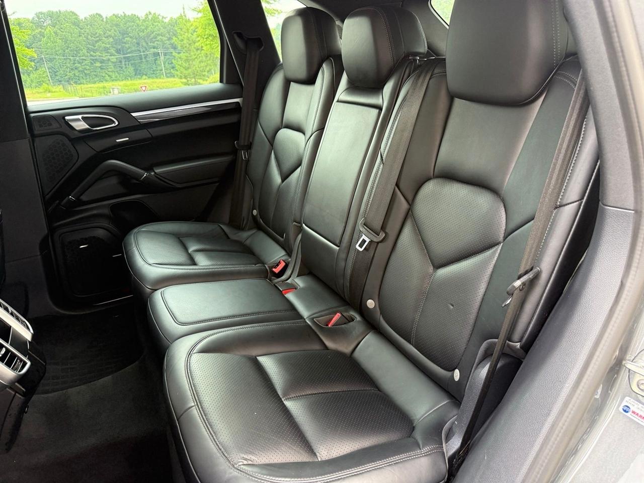 Porsche Cayenne  2017