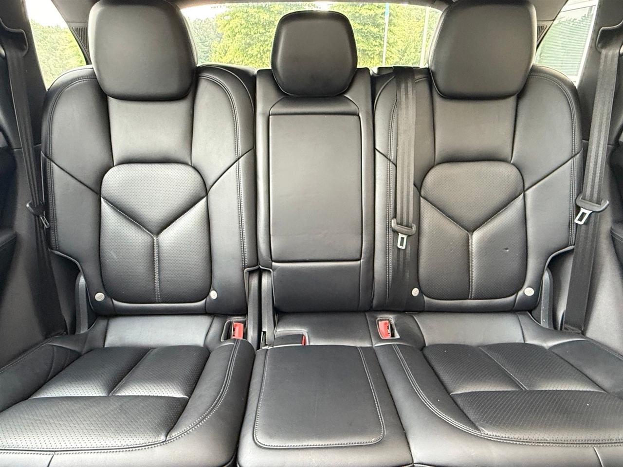 Porsche Cayenne  2017