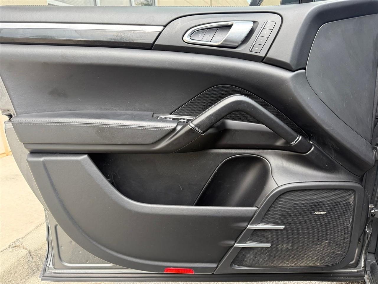 Porsche Cayenne  2017