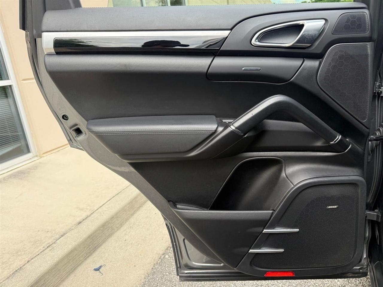 Porsche Cayenne  2017