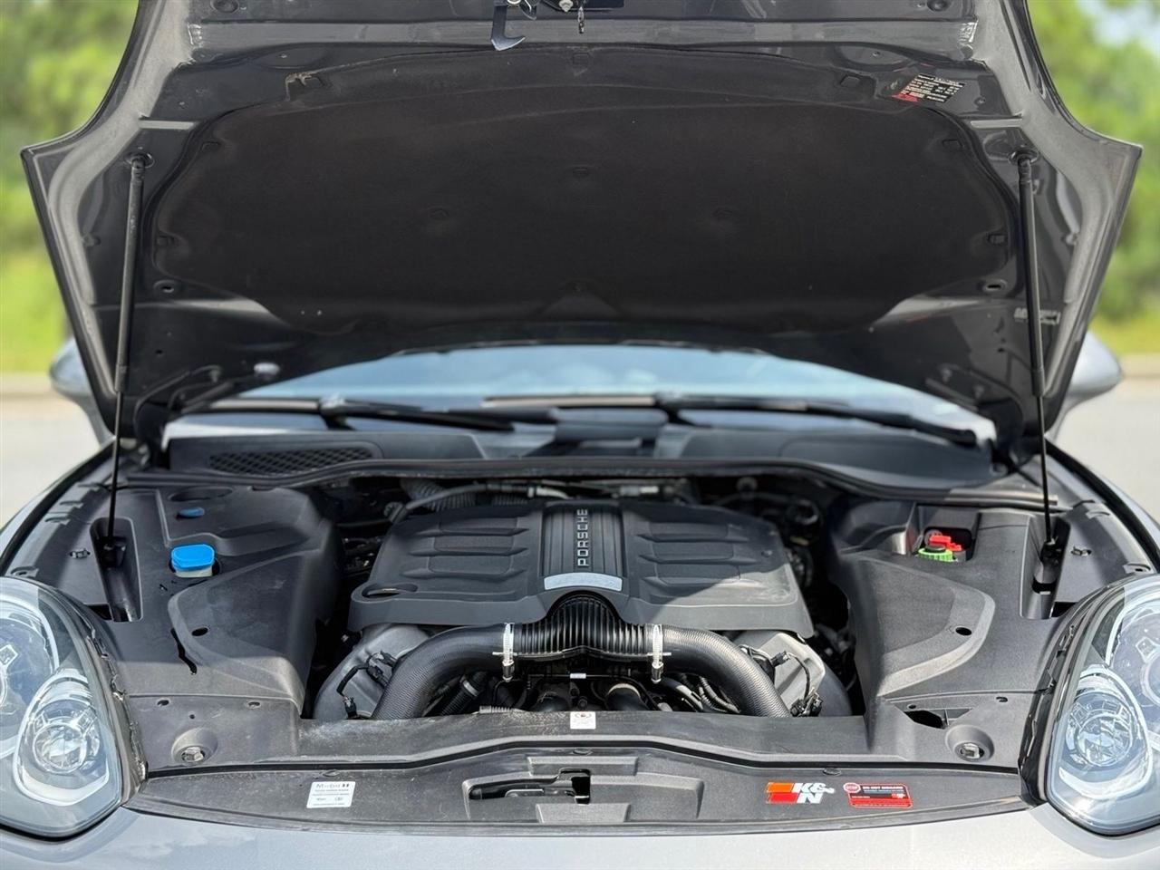Porsche Cayenne  2017