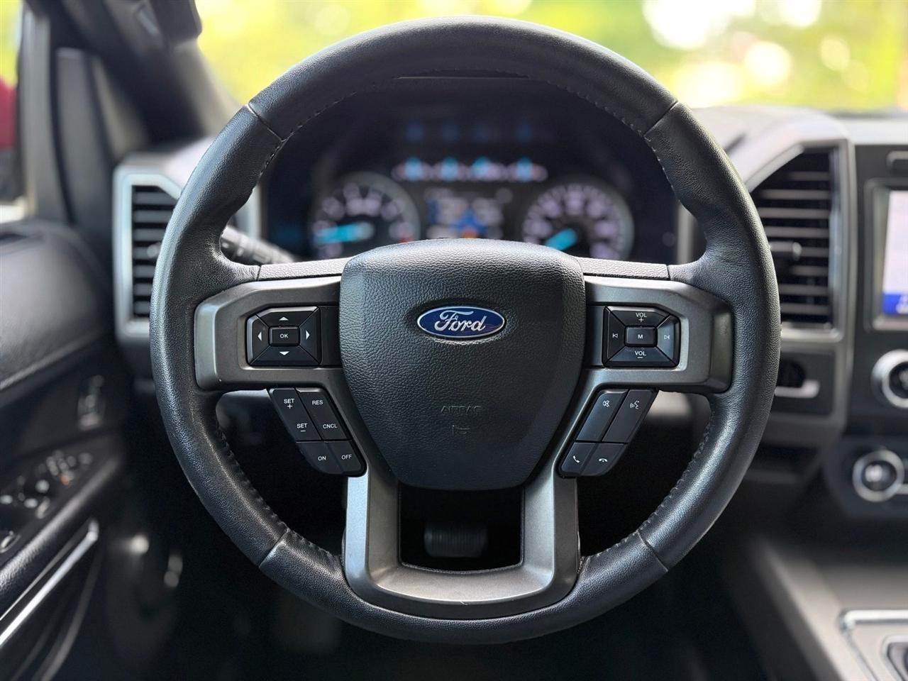 Ford Expedition  2020