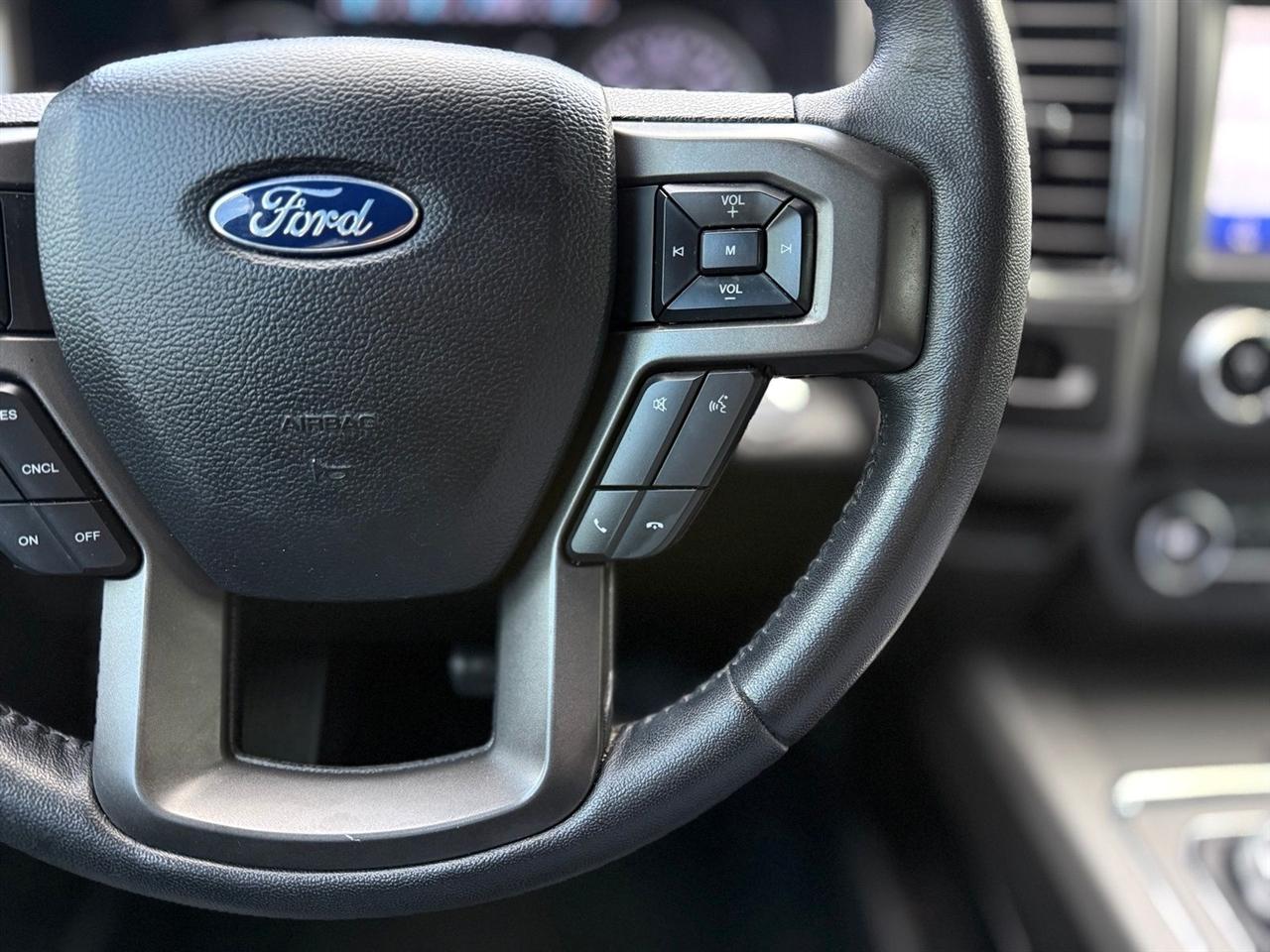 Ford Expedition  2020