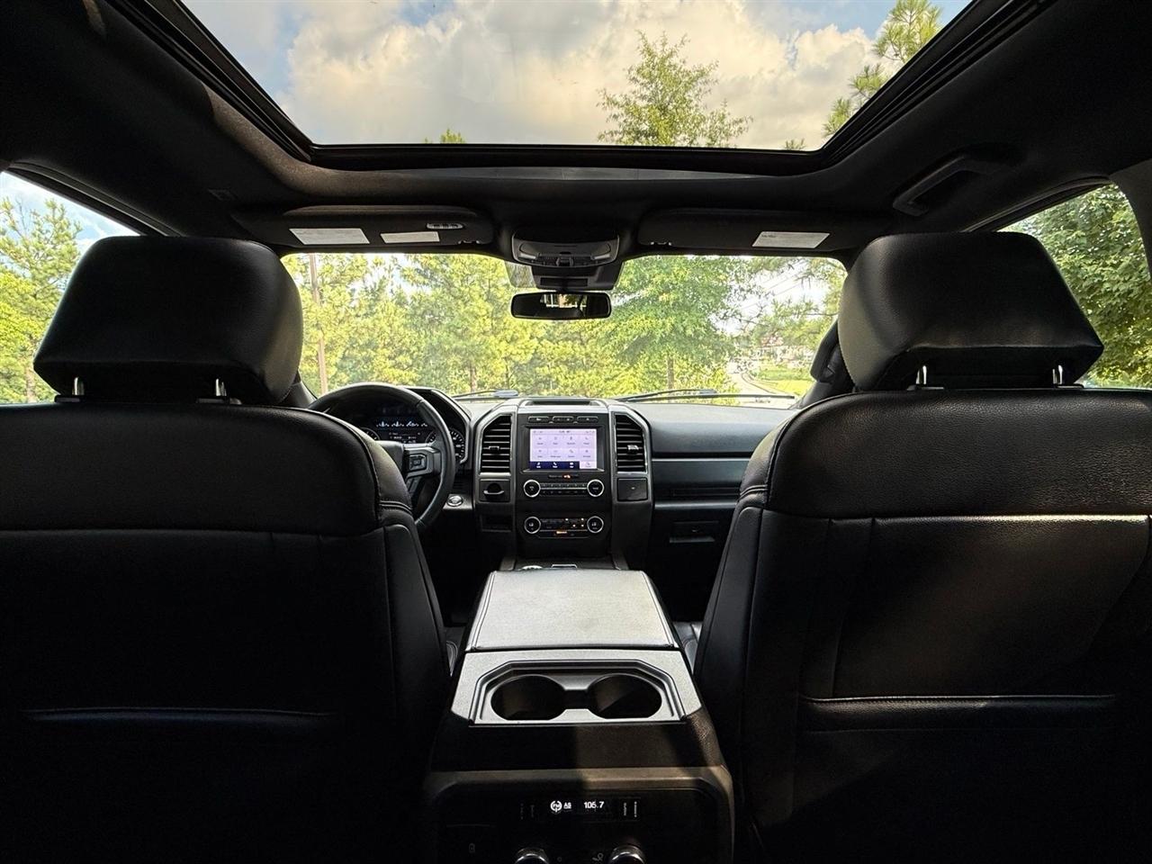 Ford Expedition  2020