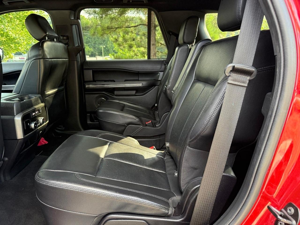 Ford Expedition  2020