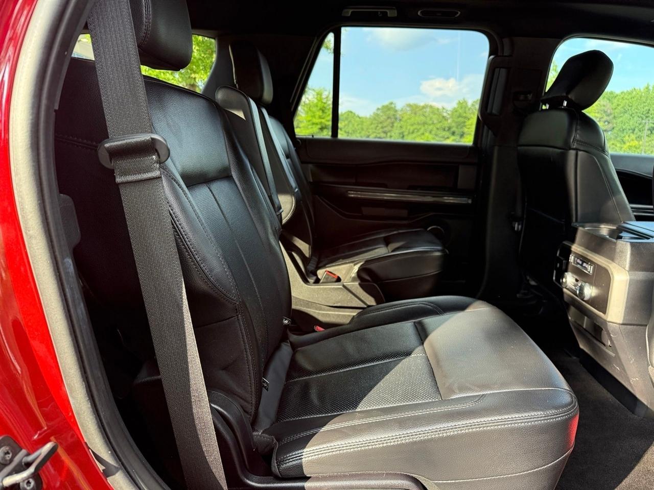 Ford Expedition  2020