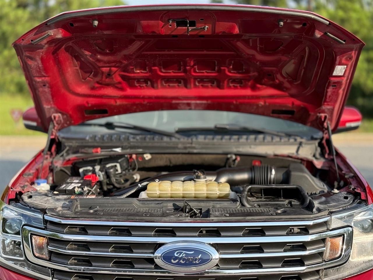 Ford Expedition  2020