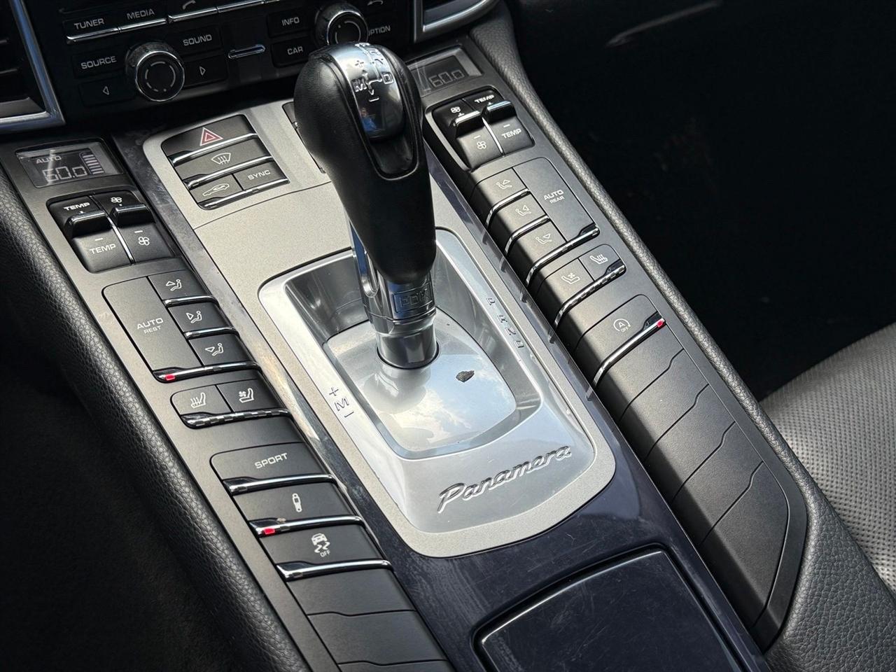 Porsche Panamera  2014