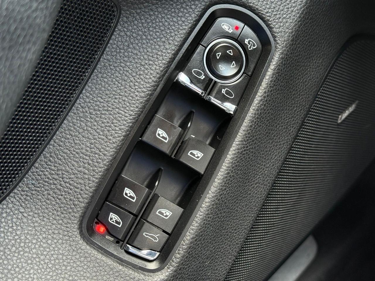 Porsche Panamera  2014