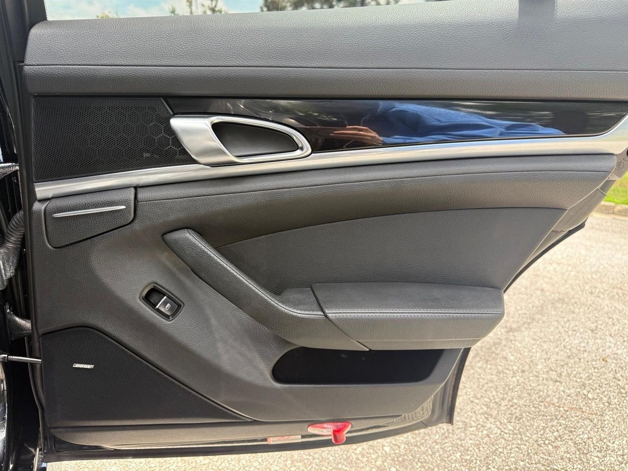 Porsche Panamera  2014