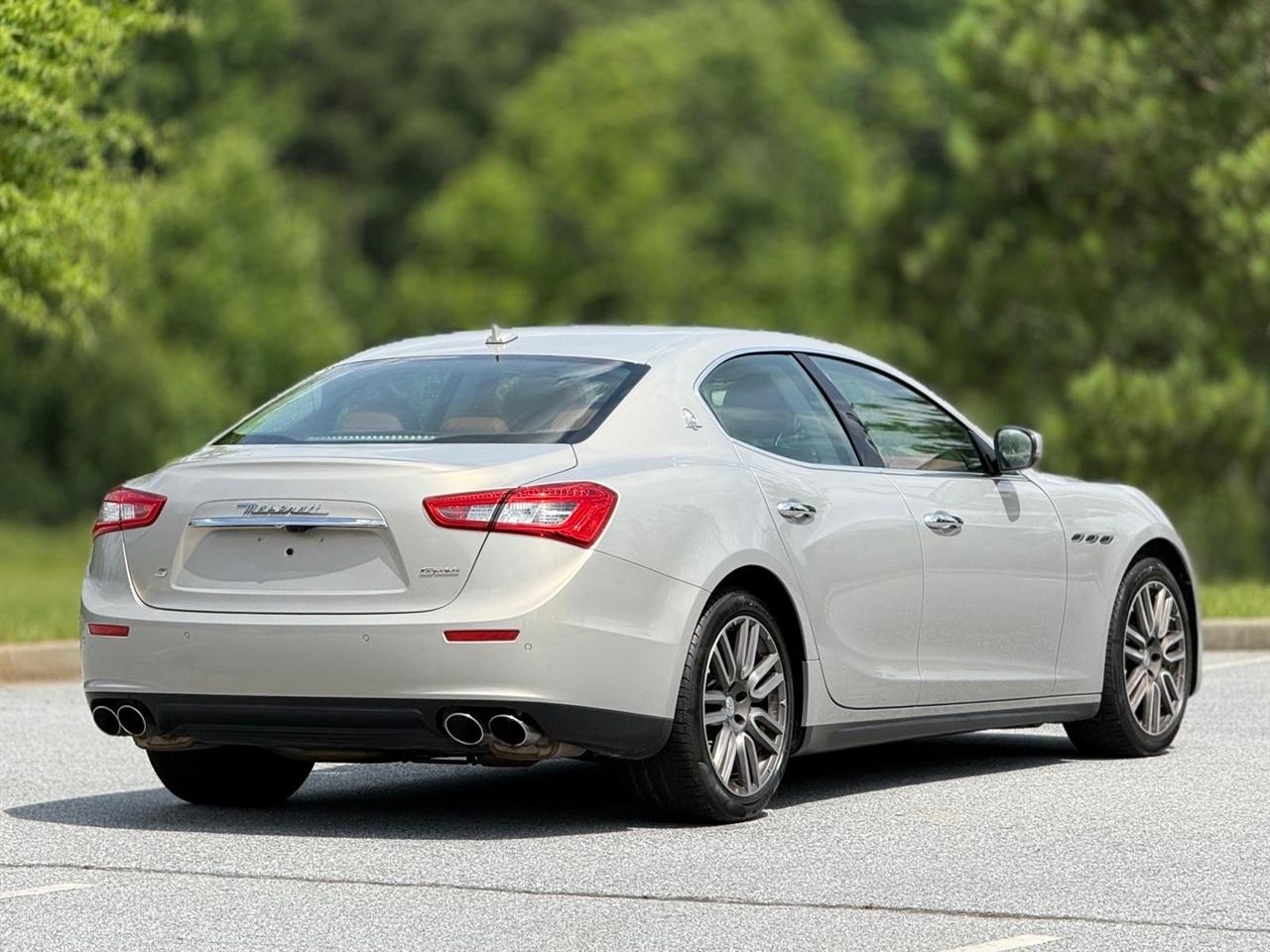 Maserati Ghibli  2017