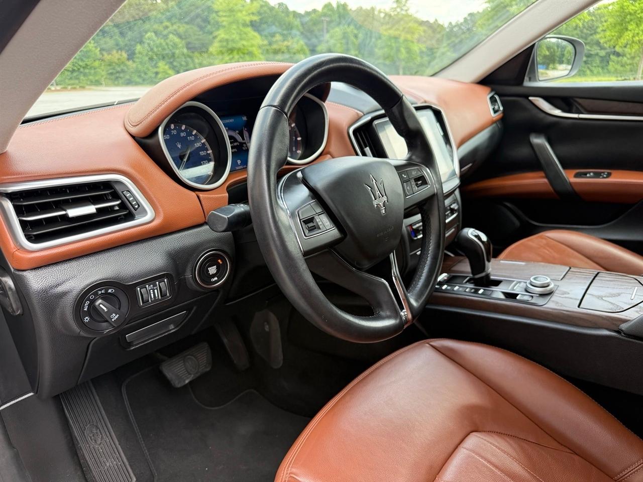 Maserati Ghibli  2017