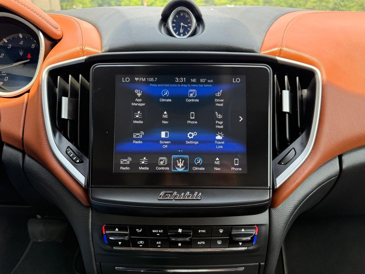 Maserati Ghibli  2017