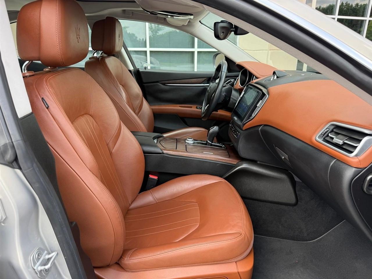 Maserati Ghibli  2017