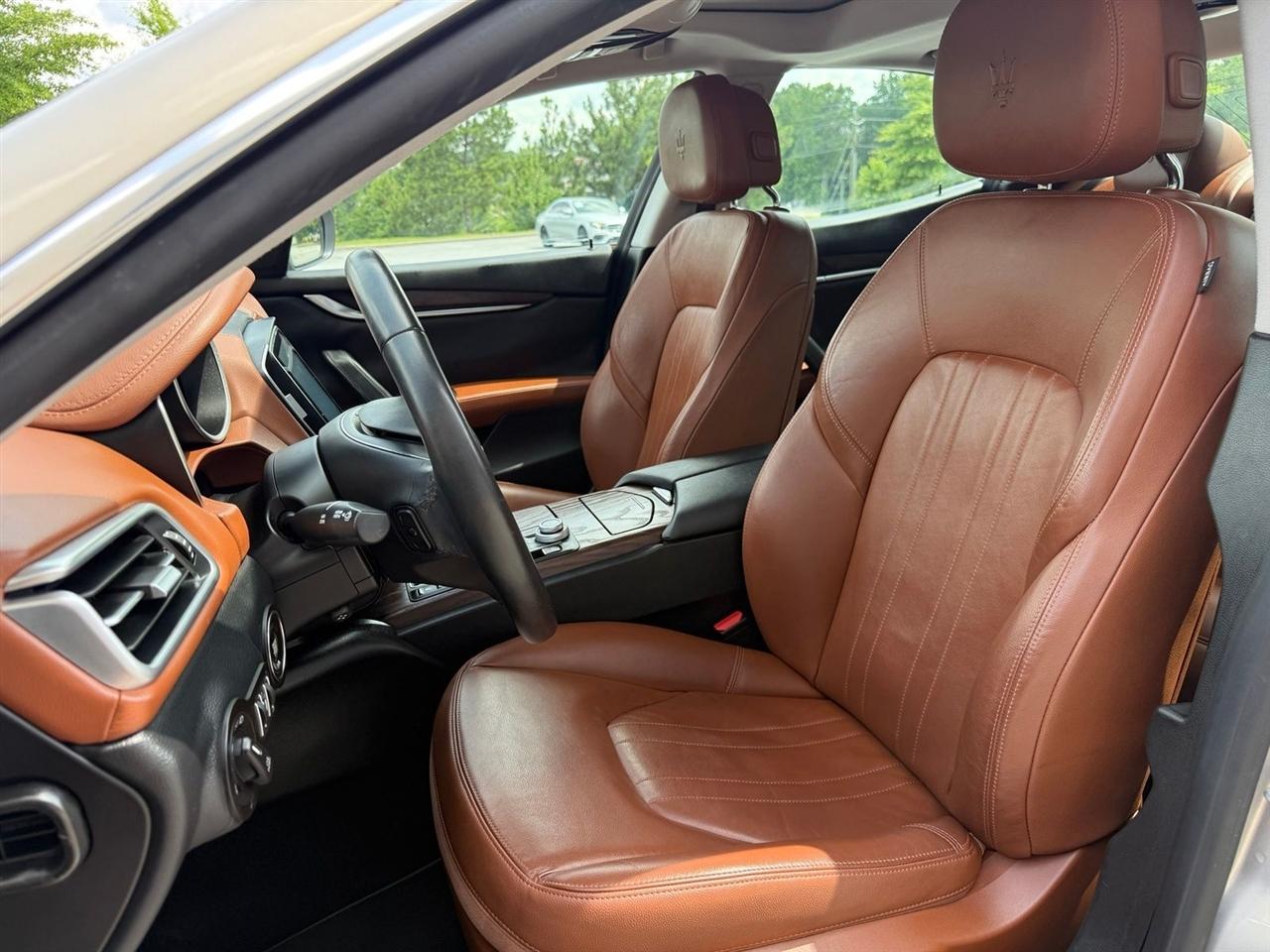 Maserati Ghibli  2017