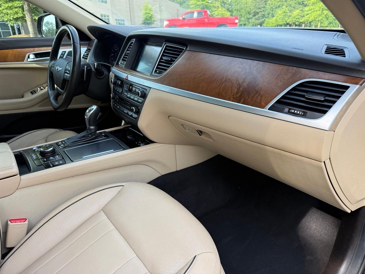 Genesis G80  2017