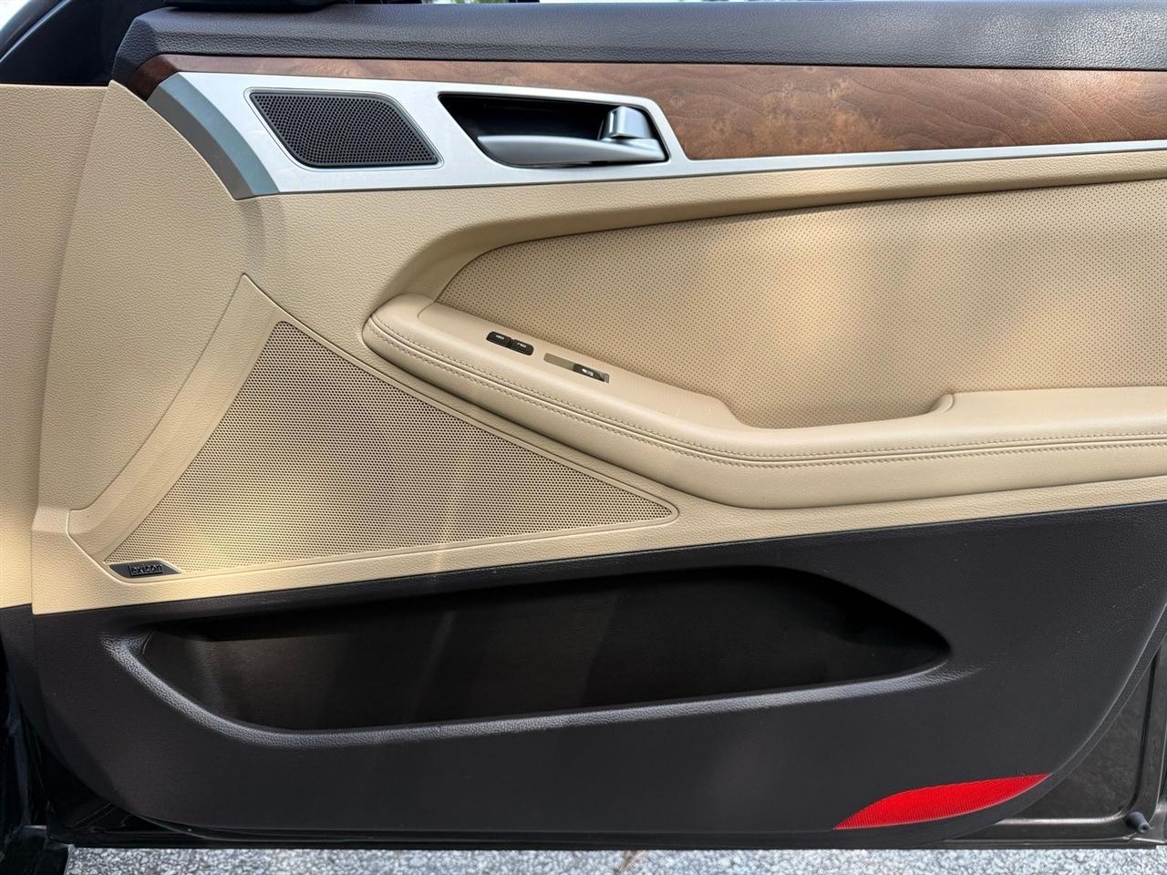 Genesis G80  2017