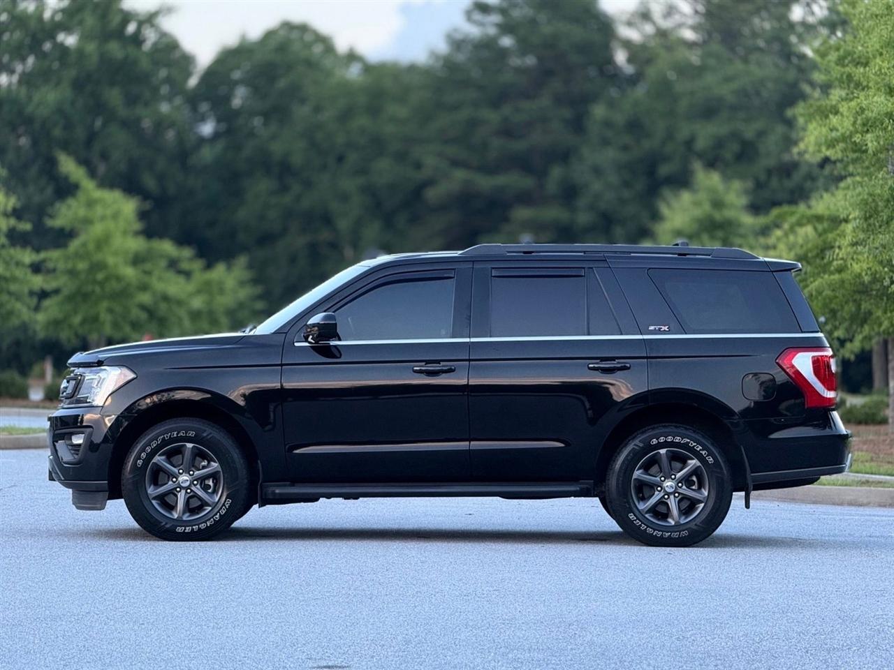 Ford Expedition  2021