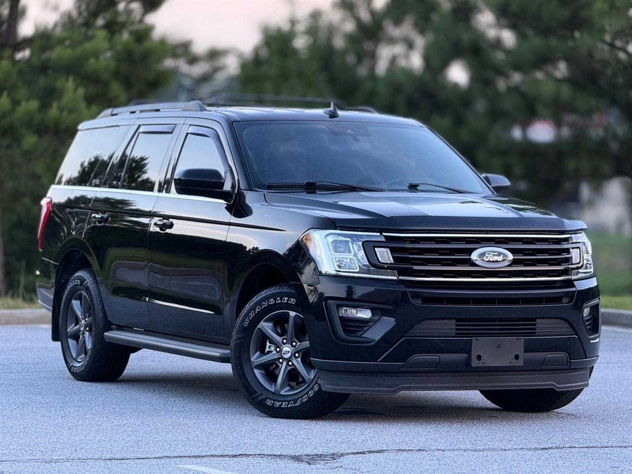 Ford Expedition  2021