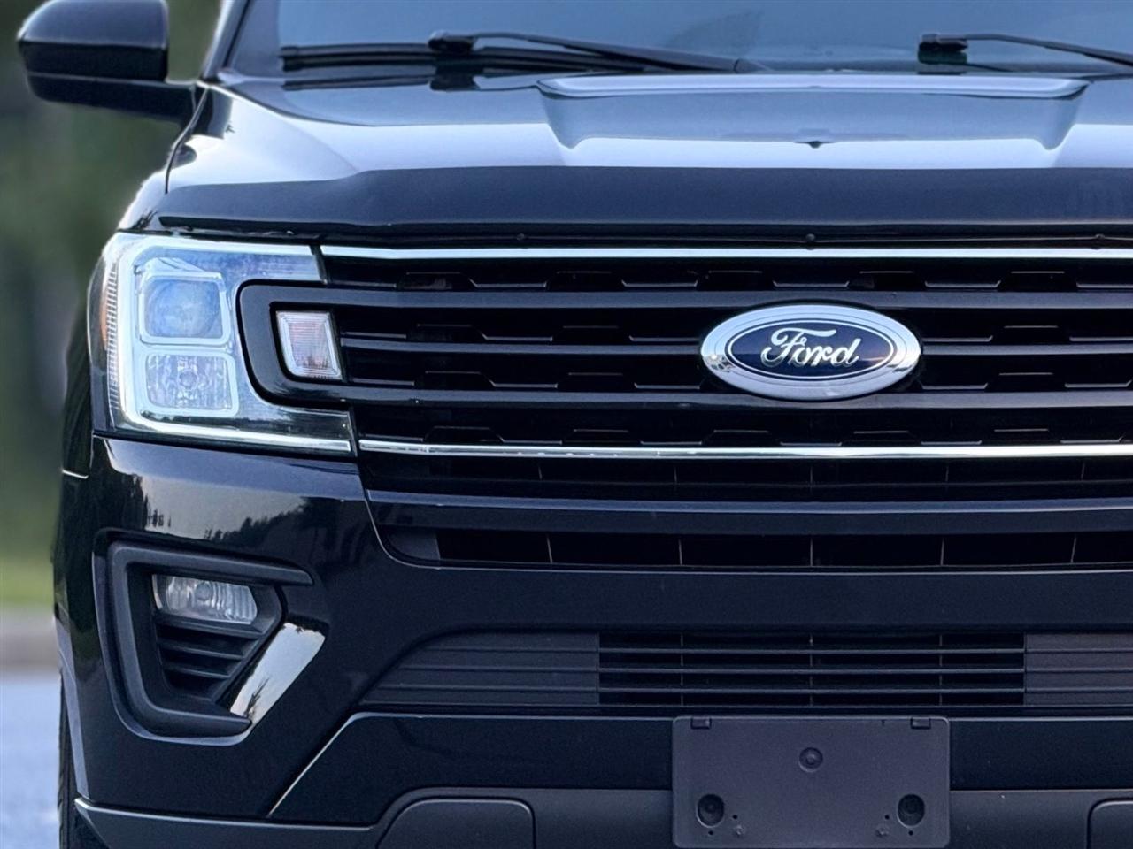 Ford Expedition  2021