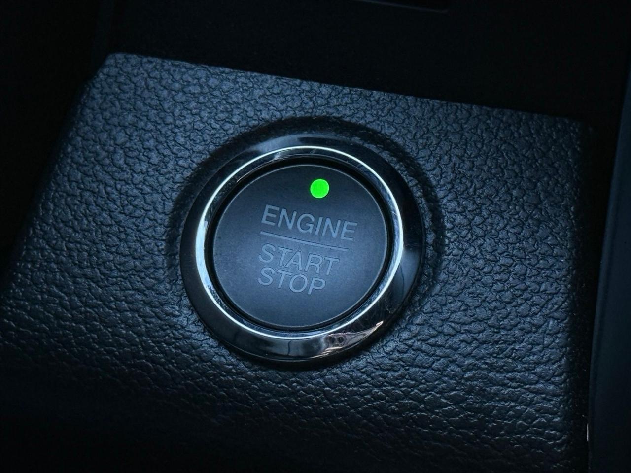 Ford Expedition  2021