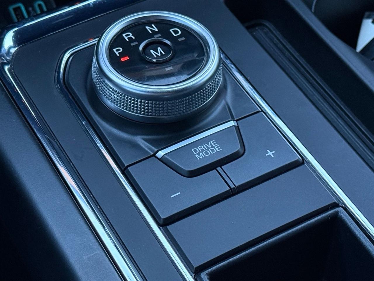 Ford Expedition  2021