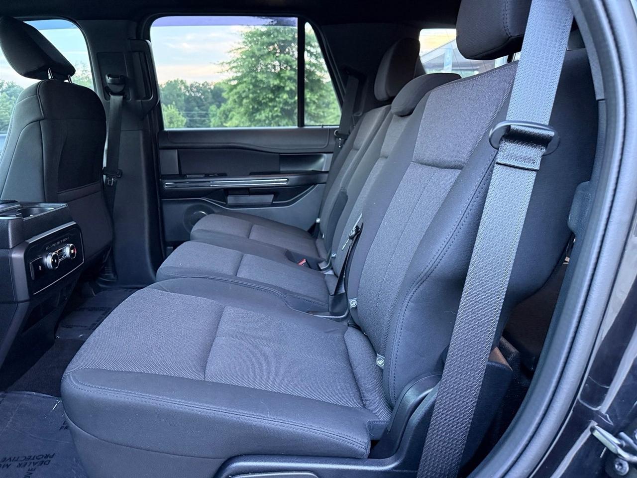 Ford Expedition  2021