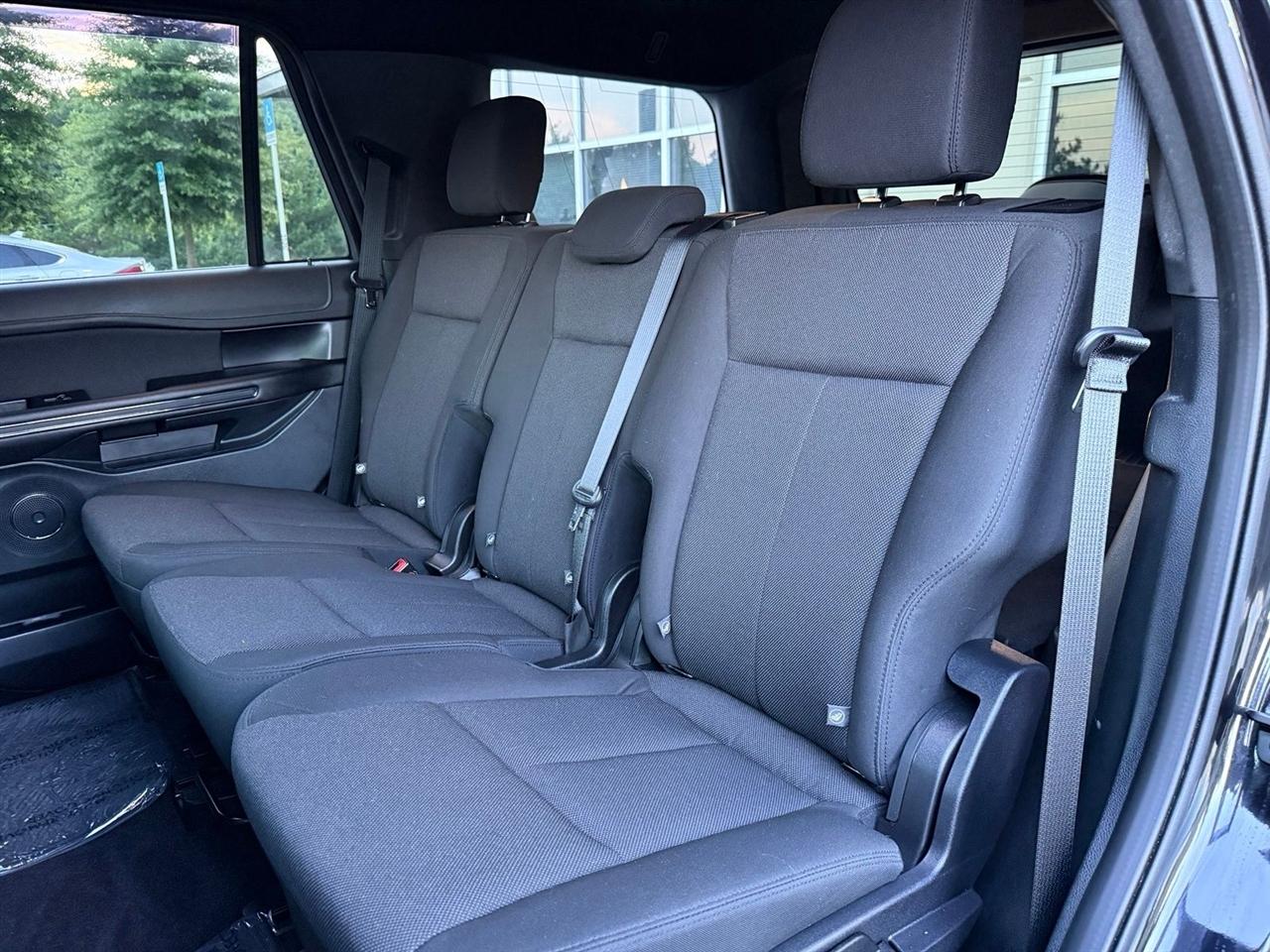 Ford Expedition  2021