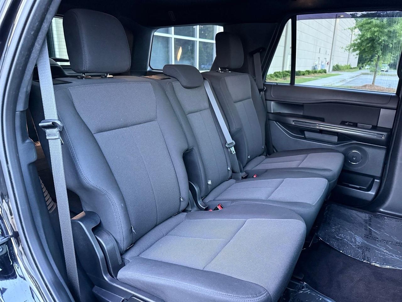 Ford Expedition  2021