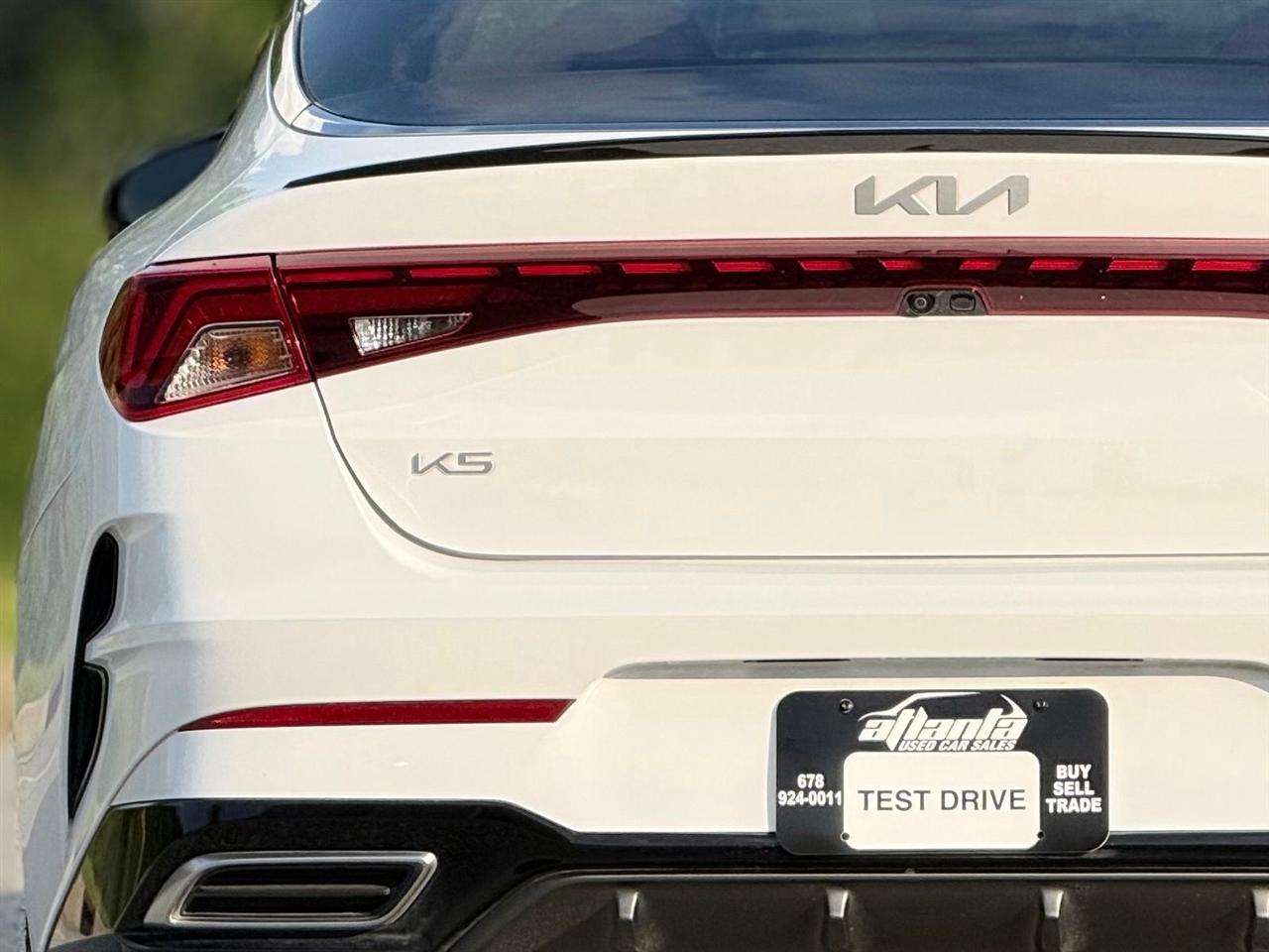 Kia K5  2023