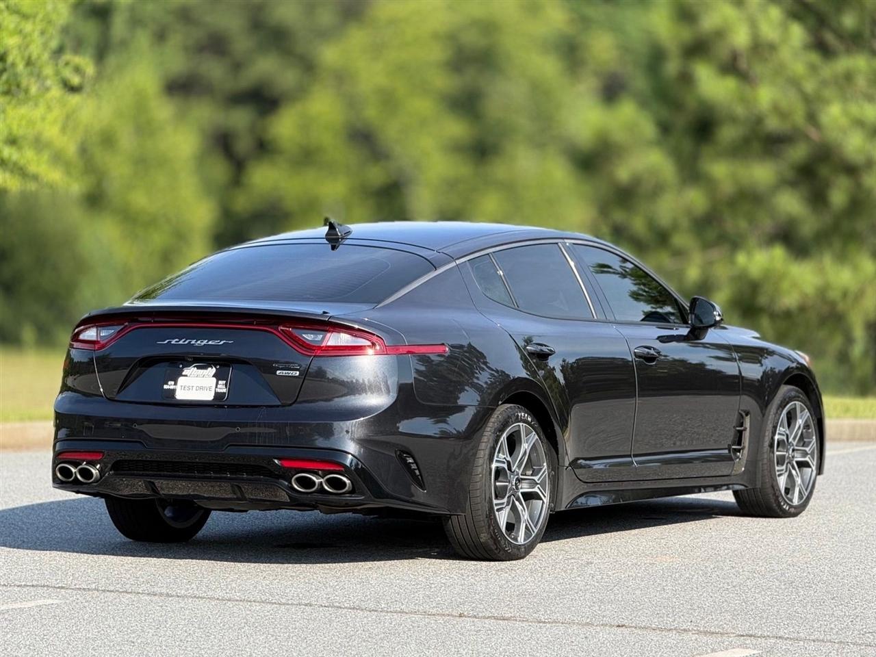Kia Stinger  2020