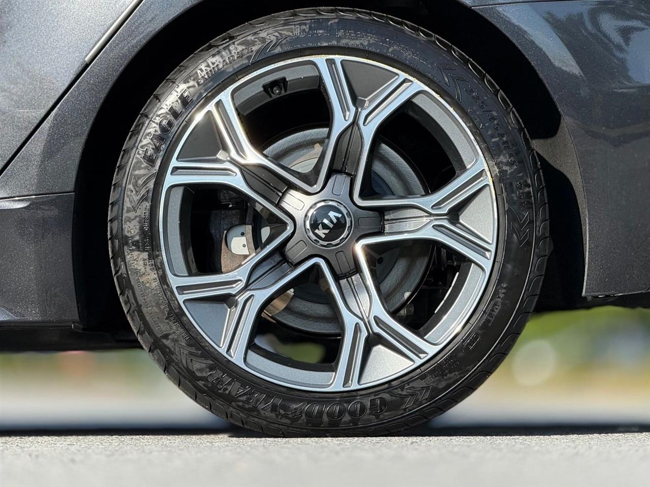 Kia Stinger  2020