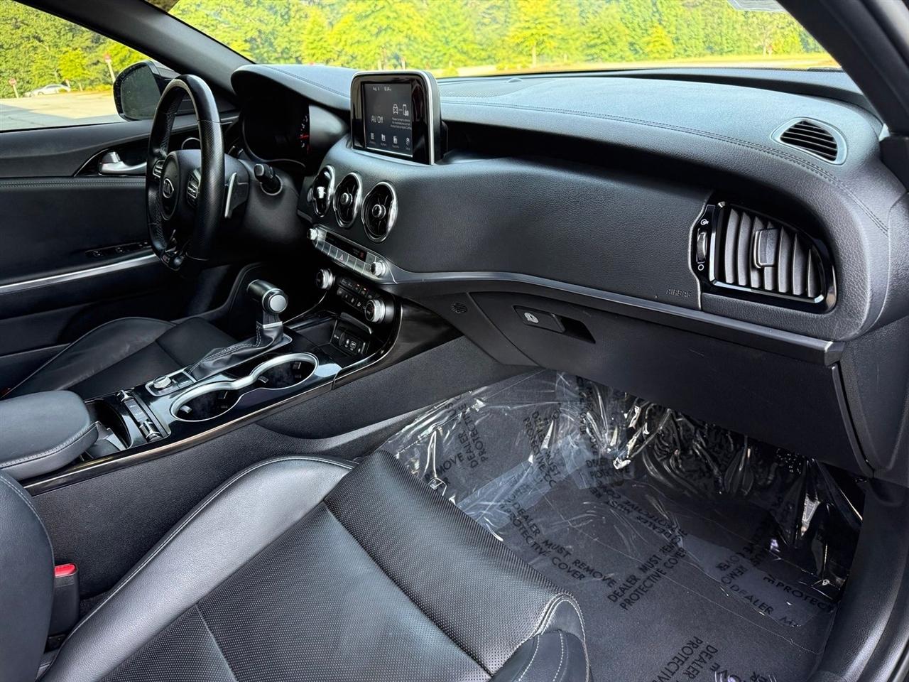 Kia Stinger  2020
