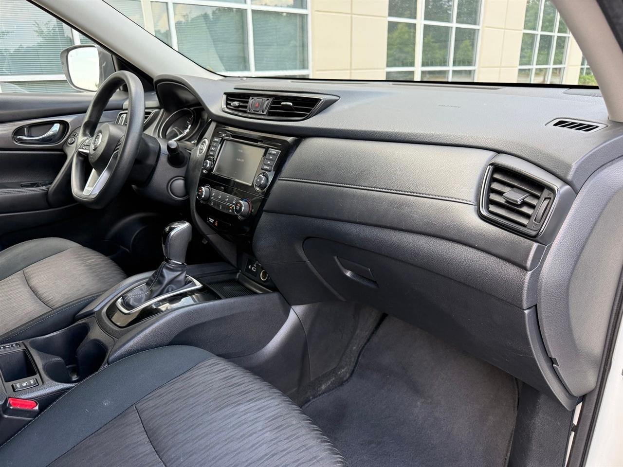 Nissan Rogue  2019