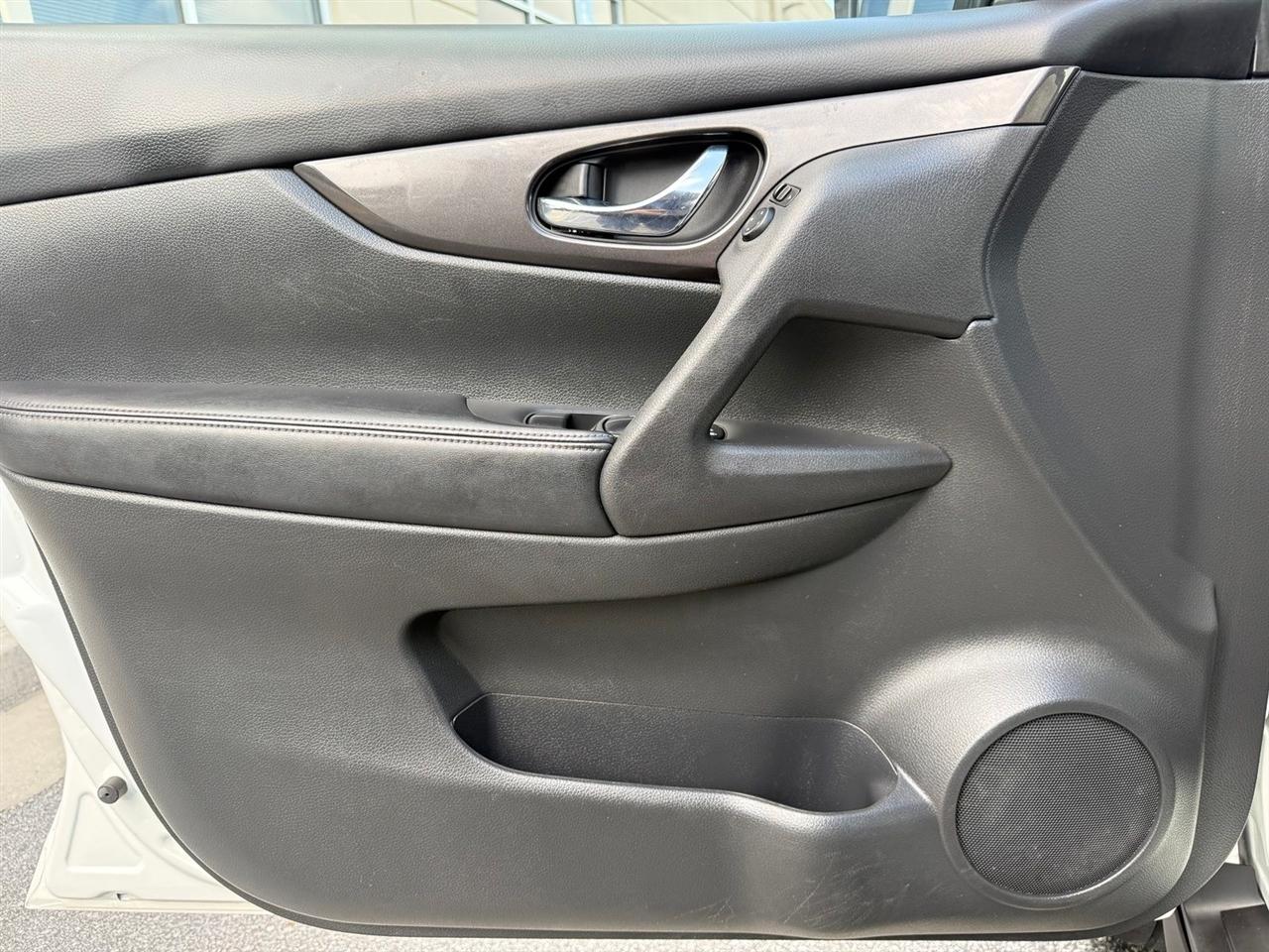 Nissan Rogue  2019