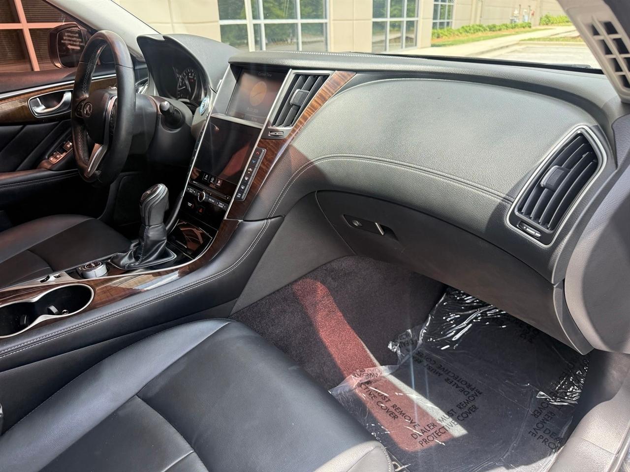 Infiniti Q50  2019