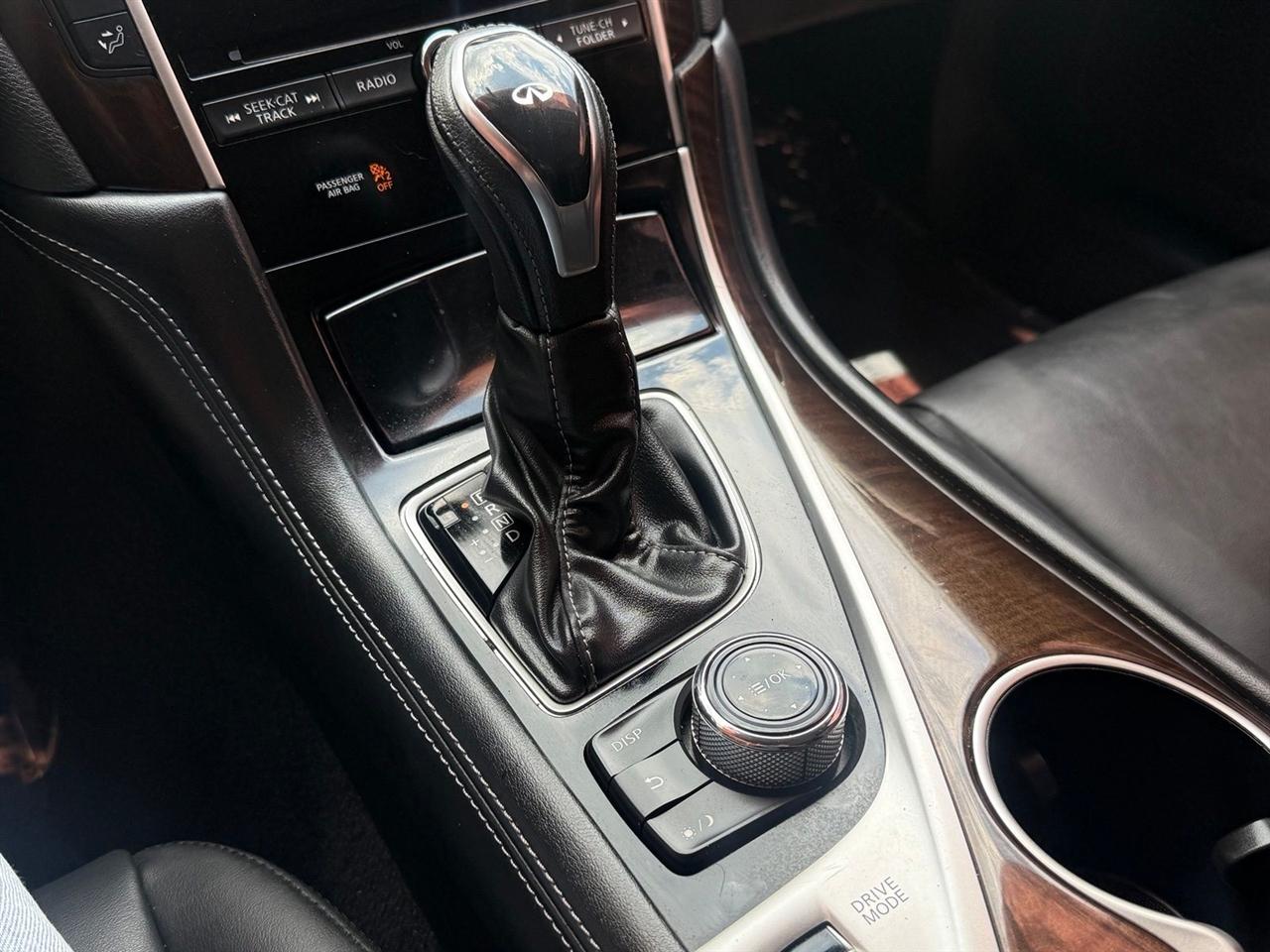 Infiniti Q50  2019
