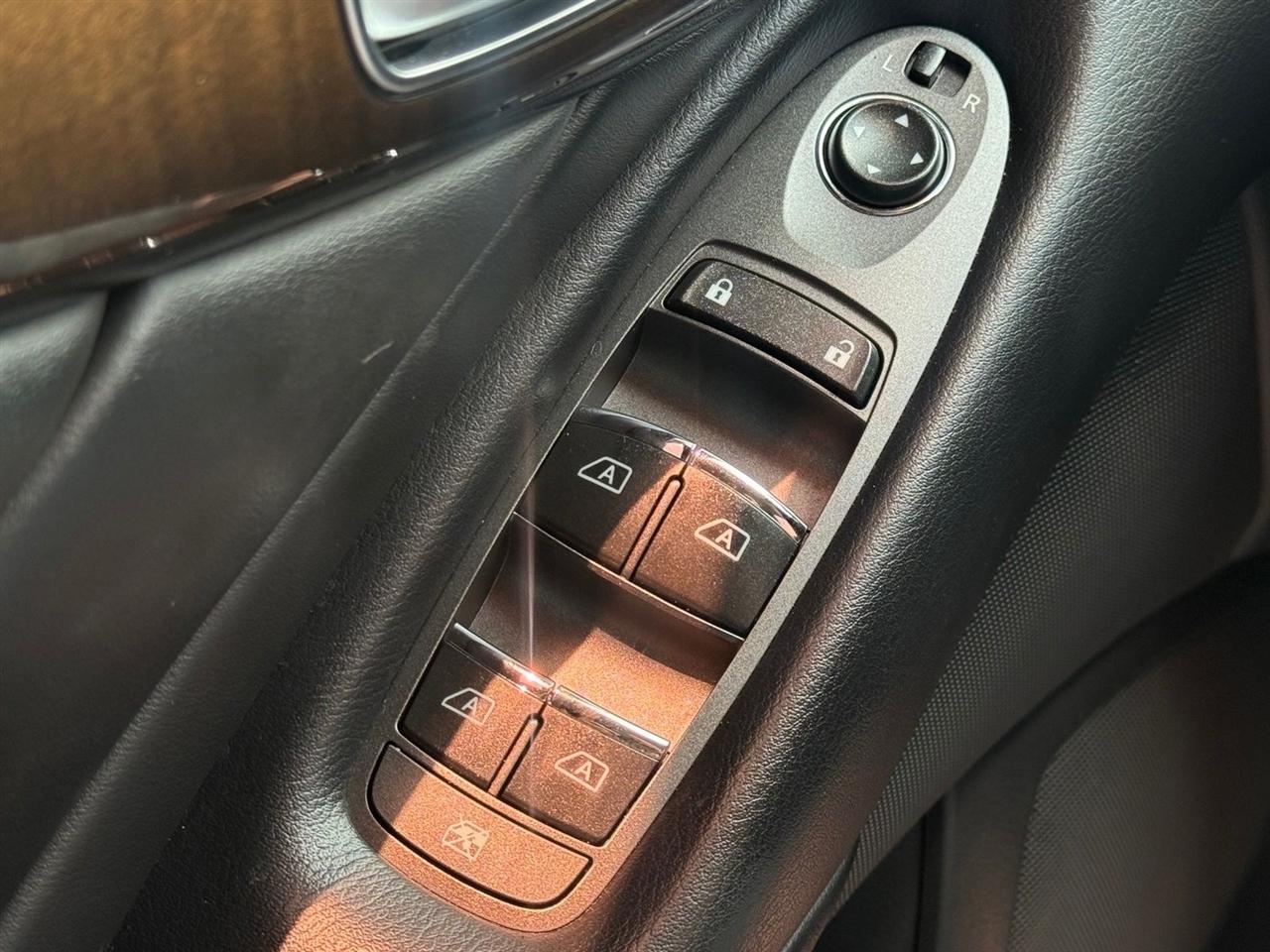 Infiniti Q50  2019